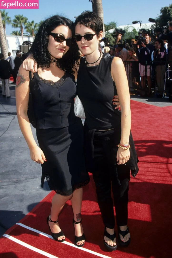 Winona Ryder / winonaryderofficial Onlyfans Photo Gallery 