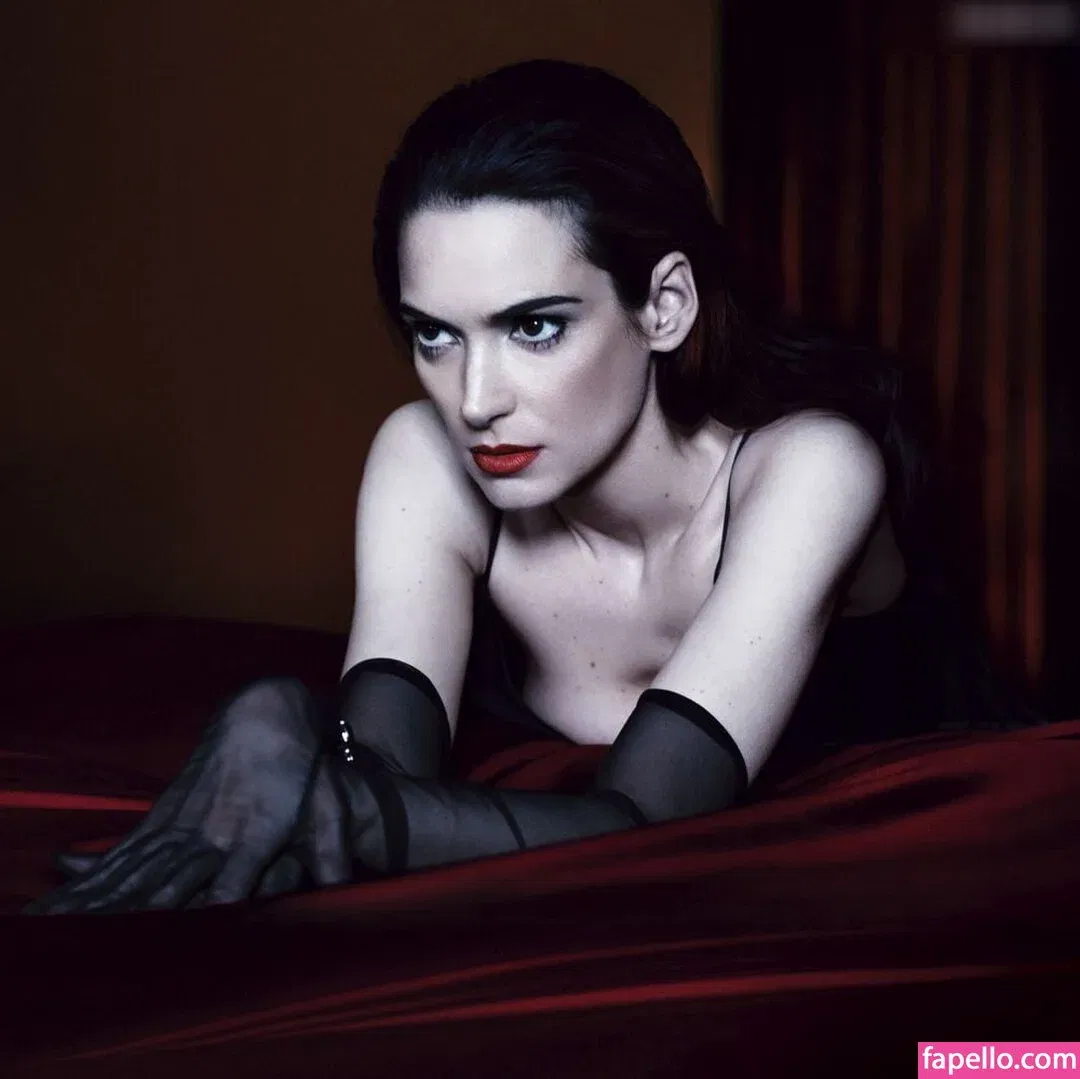 Winona Ryder / winonaryderofficial Onlyfans Photo Gallery 