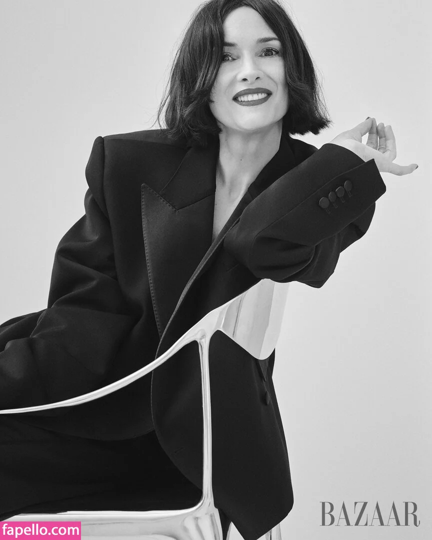 Winona Ryder / winonaryderofficial Onlyfans Photo Gallery 