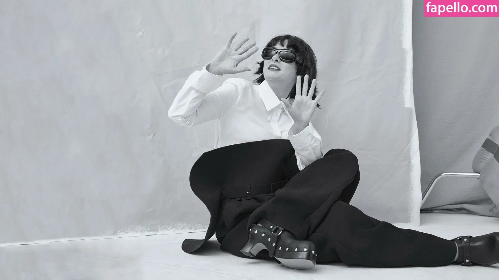 Winona Ryder / winonaryderofficial Onlyfans Photo Gallery 