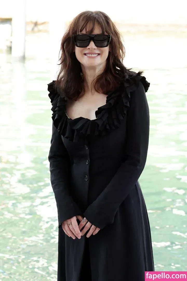 Winona Ryder / winonaryderofficial Onlyfans Photo Gallery 