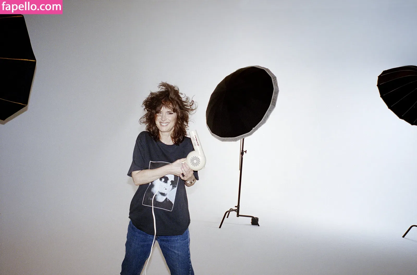 Winona Ryder / winonaryderofficial Onlyfans Photo Gallery 