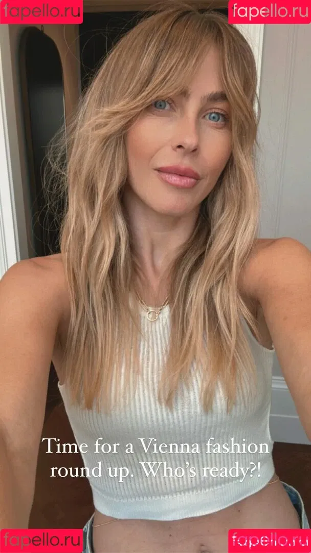 Julianne Hough / juleshough Onlyfans Photo Gallery 