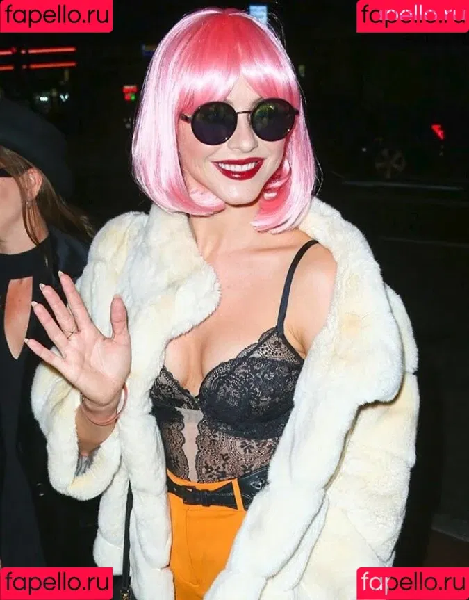 Julianne Hough / juleshough Onlyfans Photo Gallery 
