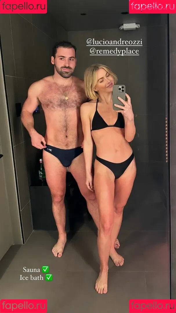 Julianne Hough / juleshough Onlyfans Photo Gallery 