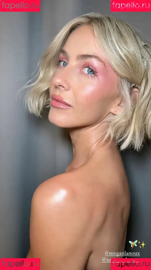 Julianne Hough / juleshough Onlyfans Photo Gallery 