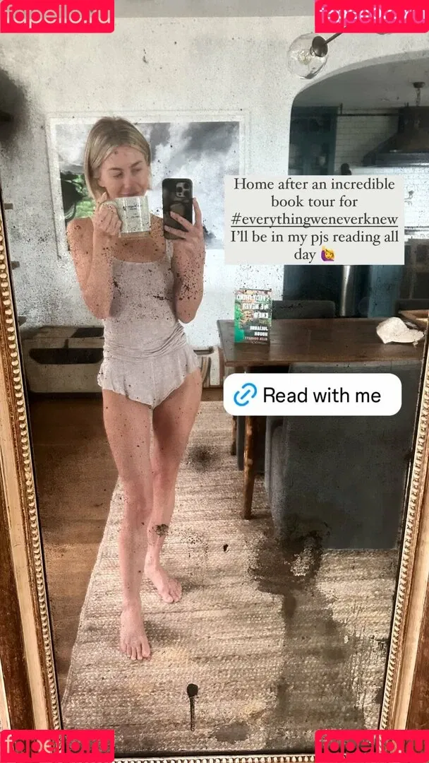 Julianne Hough / juleshough Onlyfans Photo Gallery 