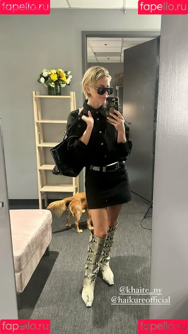 Julianne Hough / juleshough Onlyfans Photo Gallery 