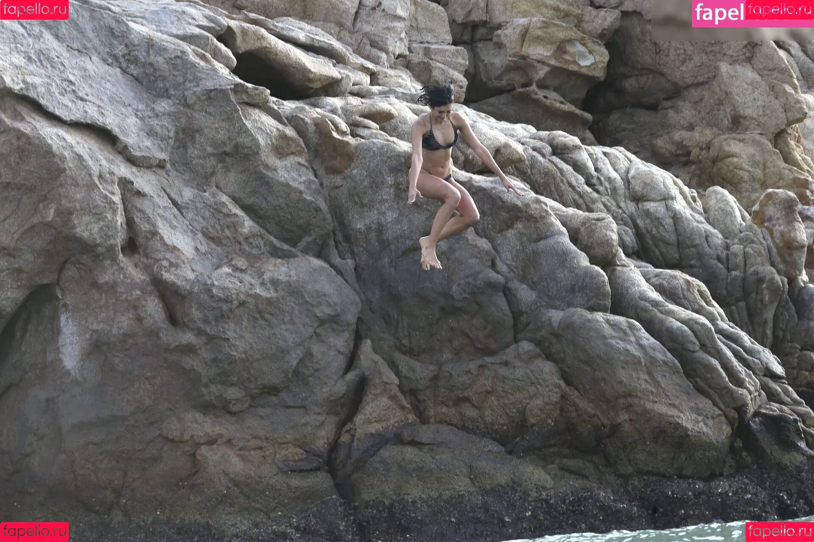 Julianne Hough / juleshough Onlyfans Photo Gallery 