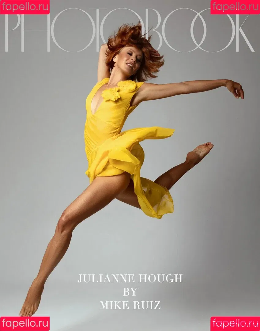 Julianne Hough / juleshough Onlyfans Photo Gallery 