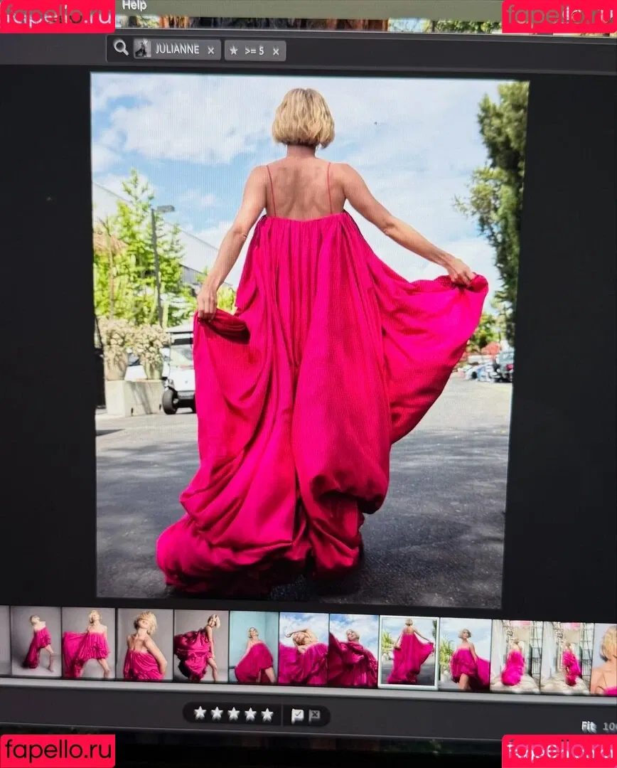 Julianne Hough / juleshough Onlyfans Photo Gallery 