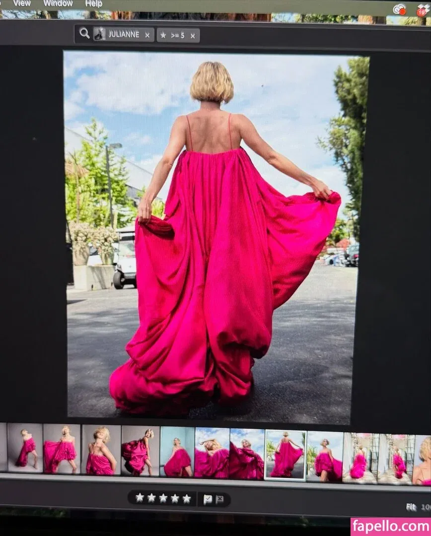 Julianne Hough / juleshough Onlyfans Photo Gallery 