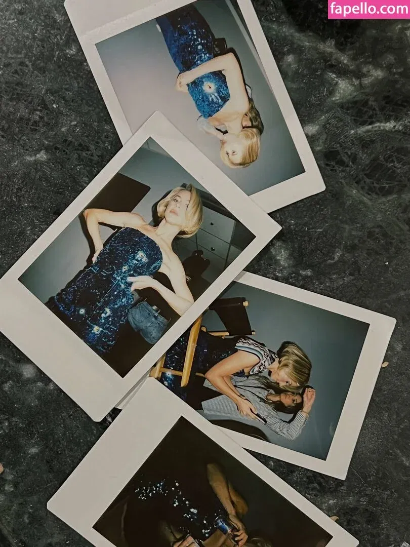 Julianne Hough / juleshough Onlyfans Photo Gallery 