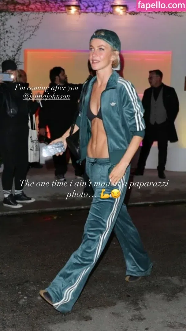 Julianne Hough / juleshough Onlyfans Photo Gallery 