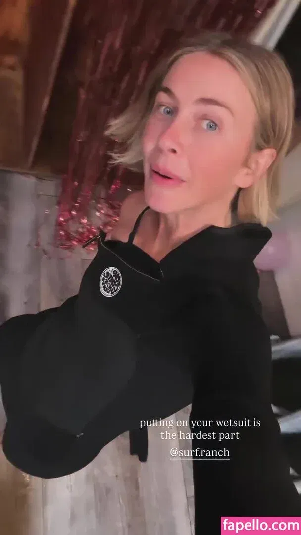 Julianne Hough / juleshough Onlyfans Photo Gallery 