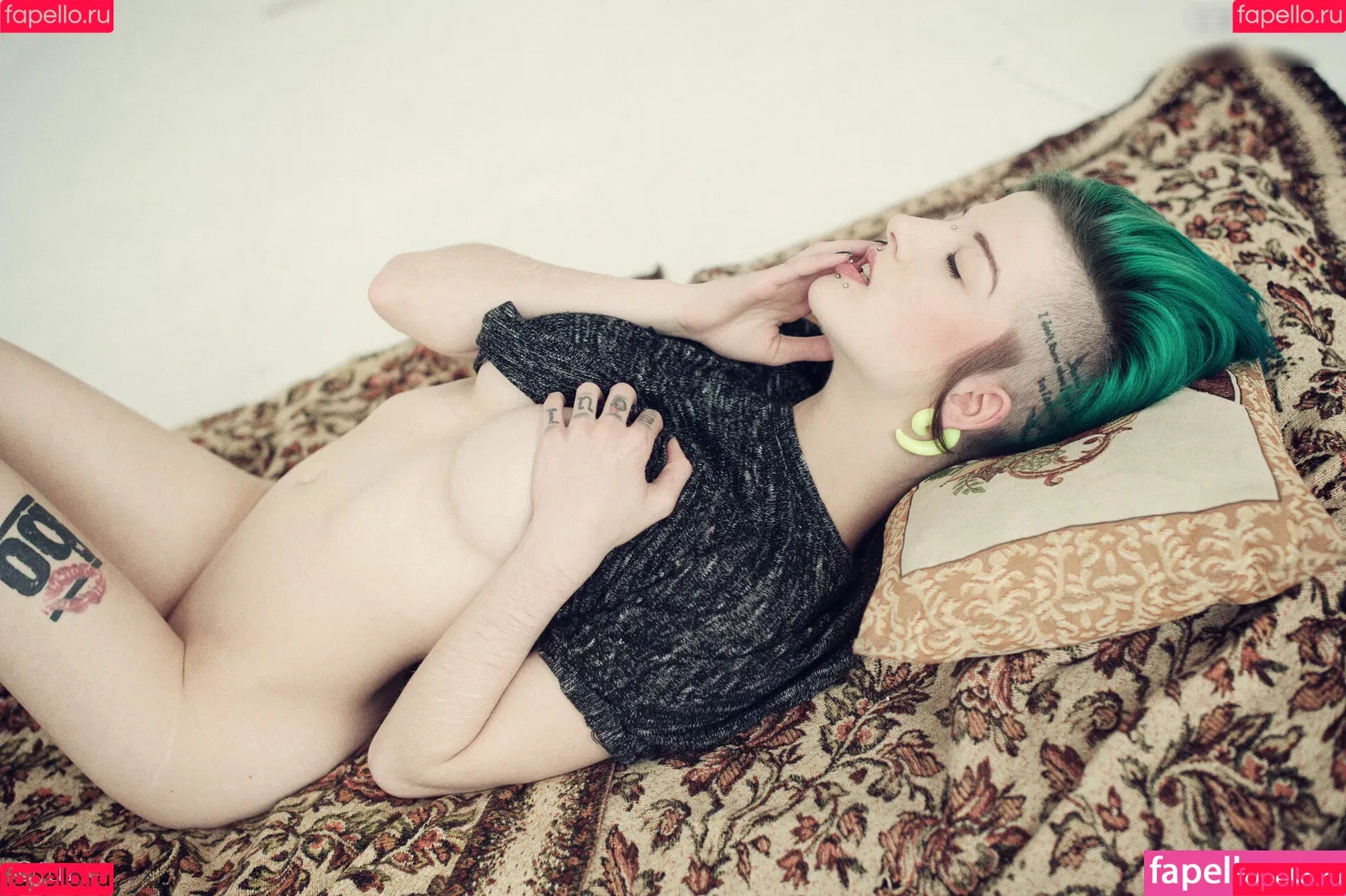 Mediha.San aka Intensivstati0nPrinzessin / mediha.san.x / medihasan Onlyfans Photo Gallery 