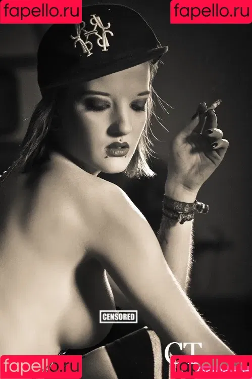 Mediha.San aka Intensivstati0nPrinzessin / mediha.san.x / medihasan Onlyfans Photo Gallery 