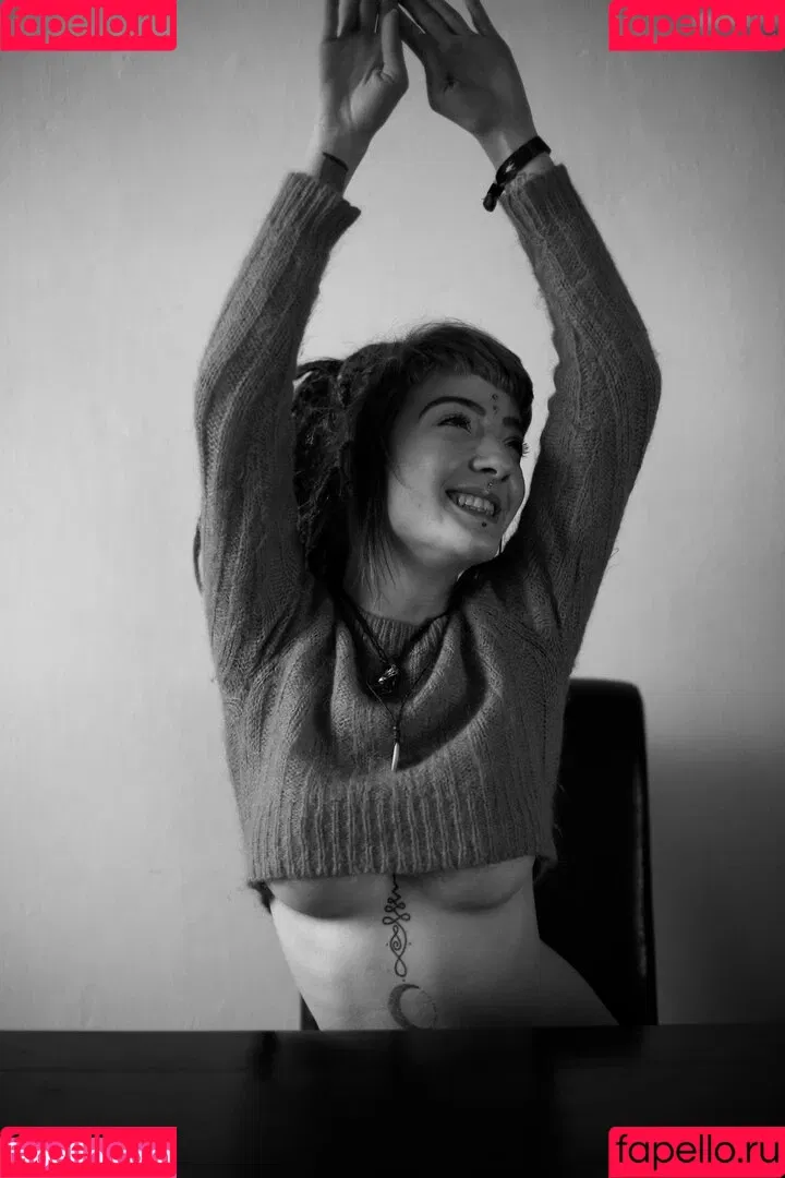 Mediha.San aka Intensivstati0nPrinzessin / mediha.san.x / medihasan Onlyfans Photo Gallery 