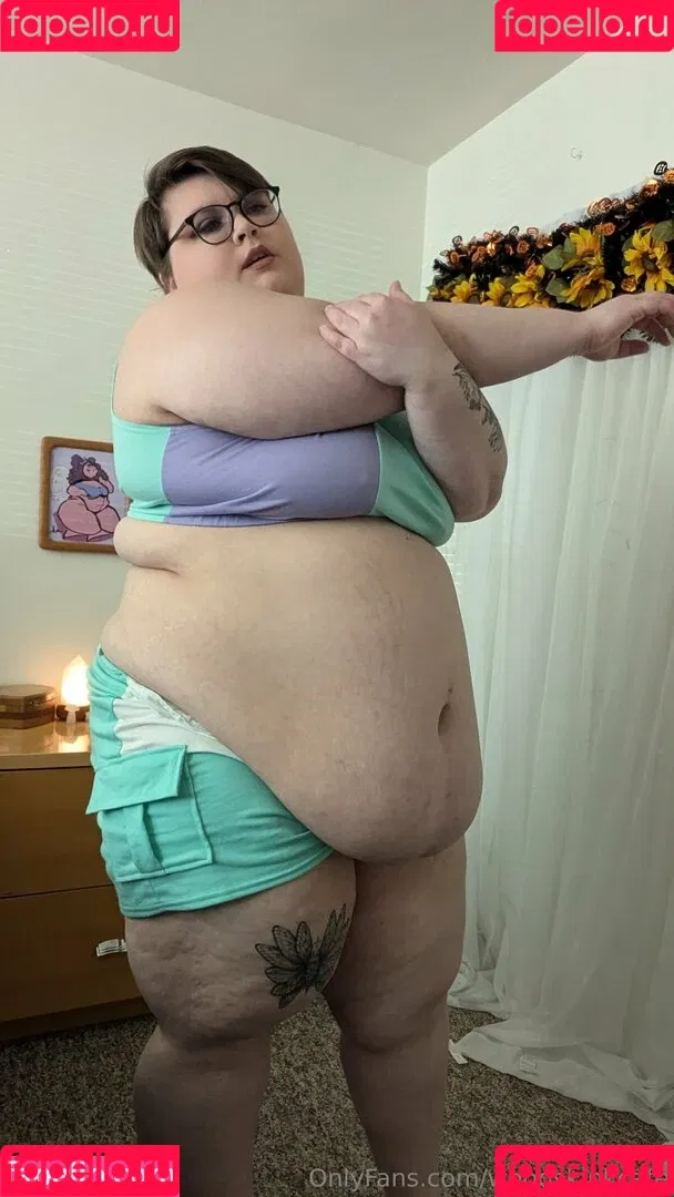 woodisweird / woodskinkcafe Onlyfans Photo Gallery 