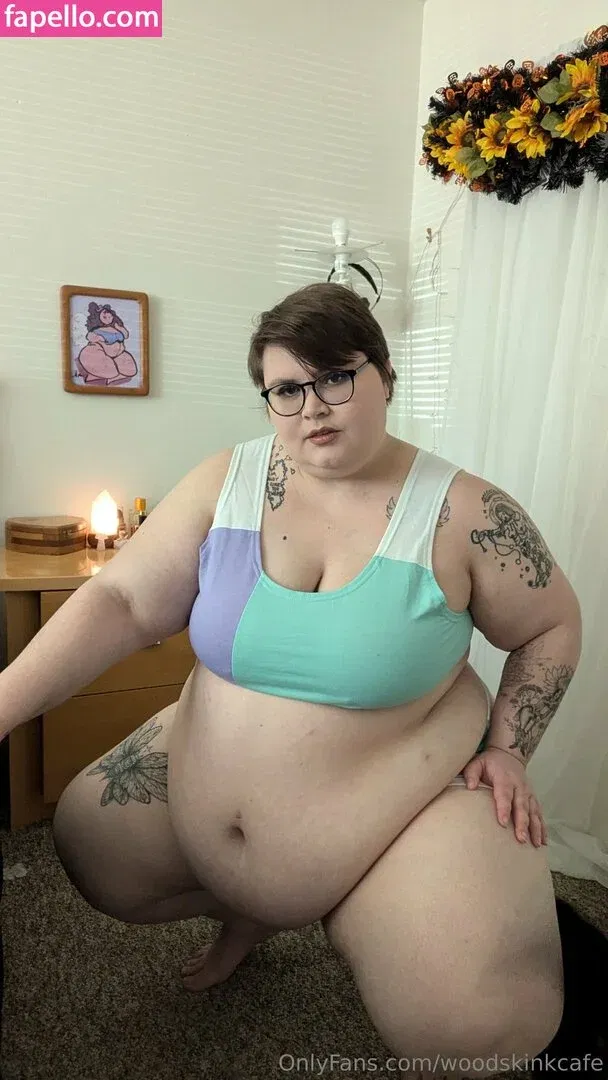 woodisweird / woodskinkcafe Onlyfans Photo Gallery 