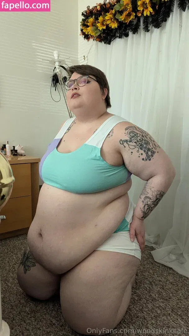 woodisweird / woodskinkcafe Onlyfans Photo Gallery 