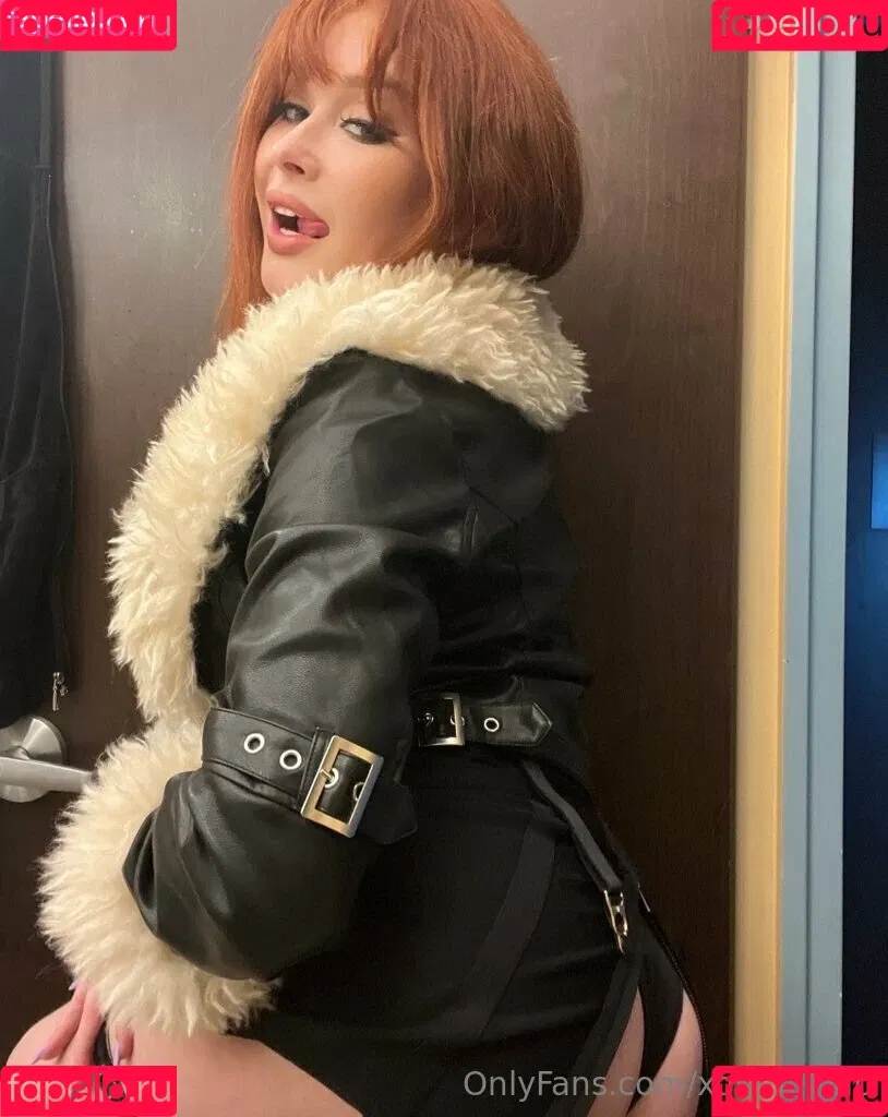 Renee Olstead / xorenee / xoreneeo Onlyfans Photo Gallery 
