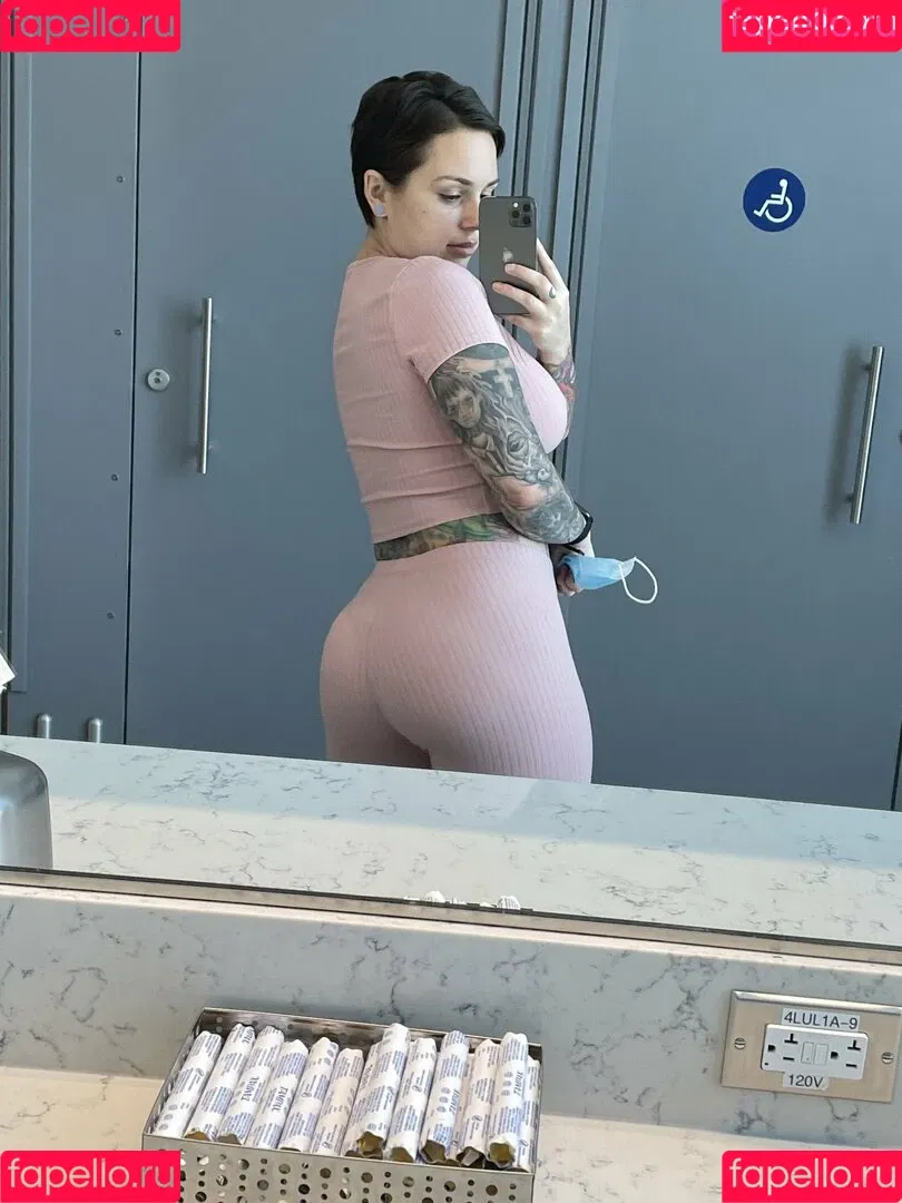 Jaylynn / jaylynn.sg Onlyfans Photo Gallery 