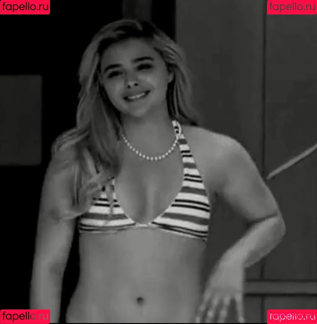 Chloë Grace Moretz / chloegmoretz / https: Onlyfans Photo Gallery 
