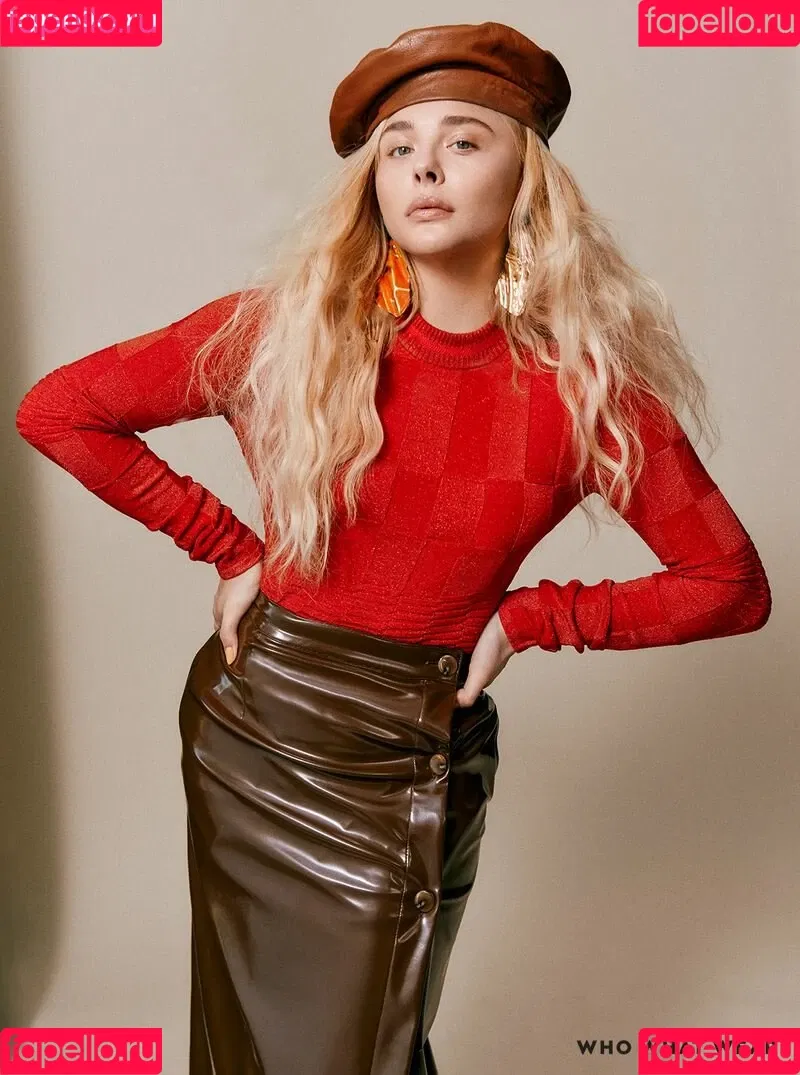 Chloë Grace Moretz / chloegmoretz / https: Onlyfans Photo Gallery 