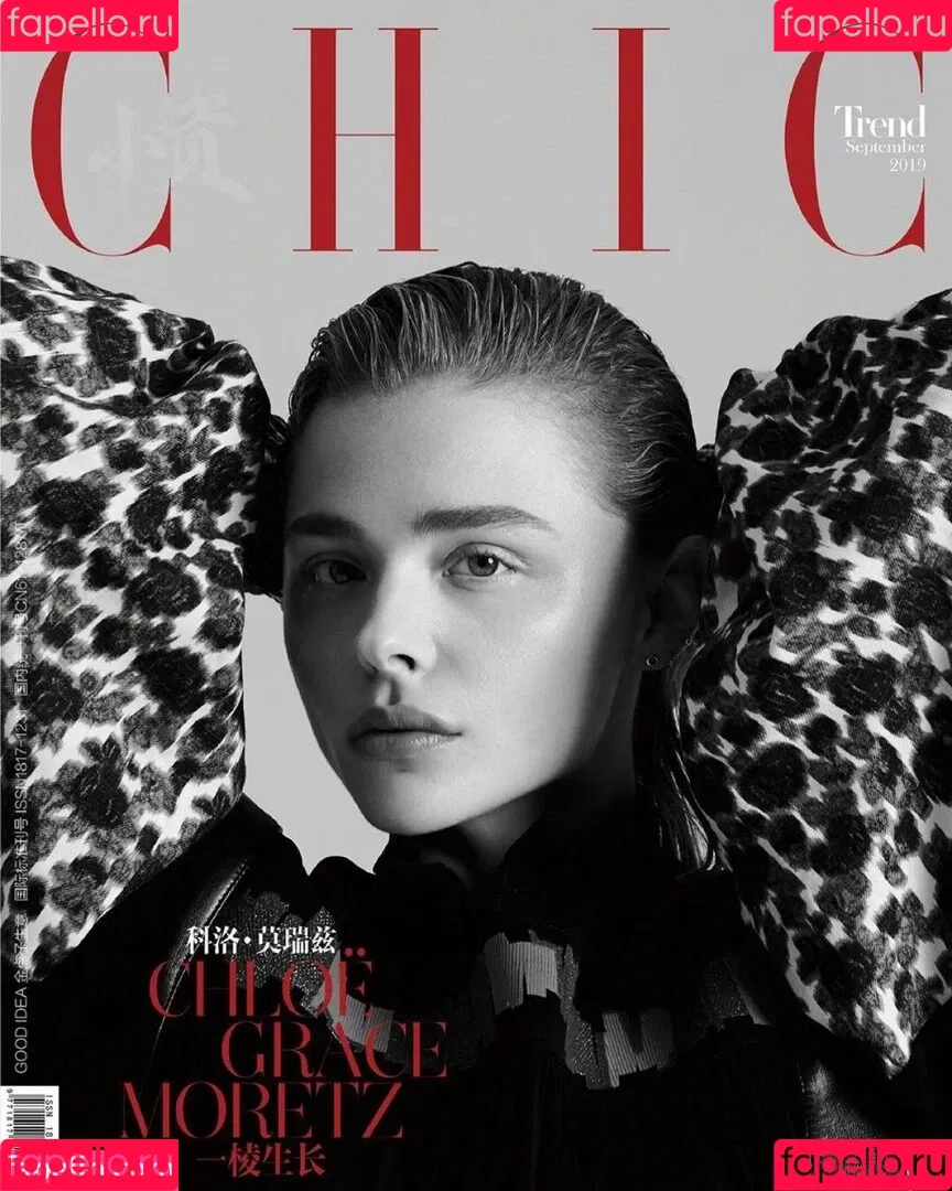 Chloë Grace Moretz / chloegmoretz / https: Onlyfans Photo Gallery 