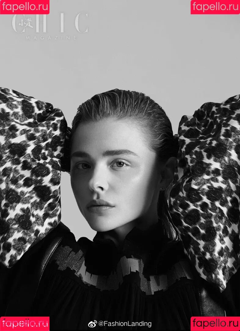 Chloë Grace Moretz / chloegmoretz / https: Onlyfans Photo Gallery 
