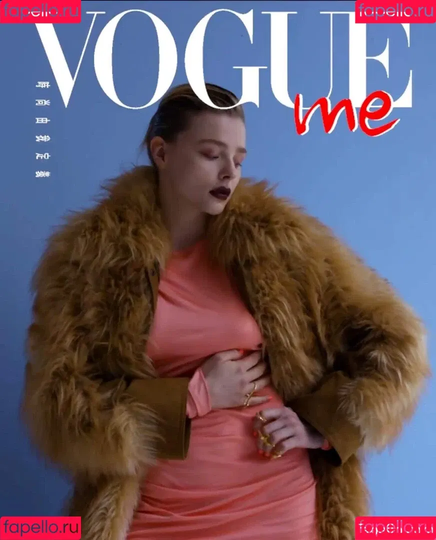 Chloë Grace Moretz / chloegmoretz / https: Onlyfans Photo Gallery 