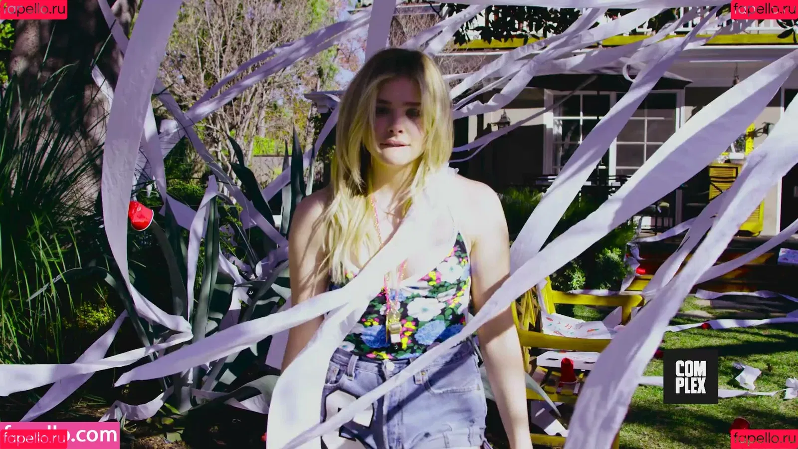 Chloë Grace Moretz / chloegmoretz / https: Onlyfans Photo Gallery 