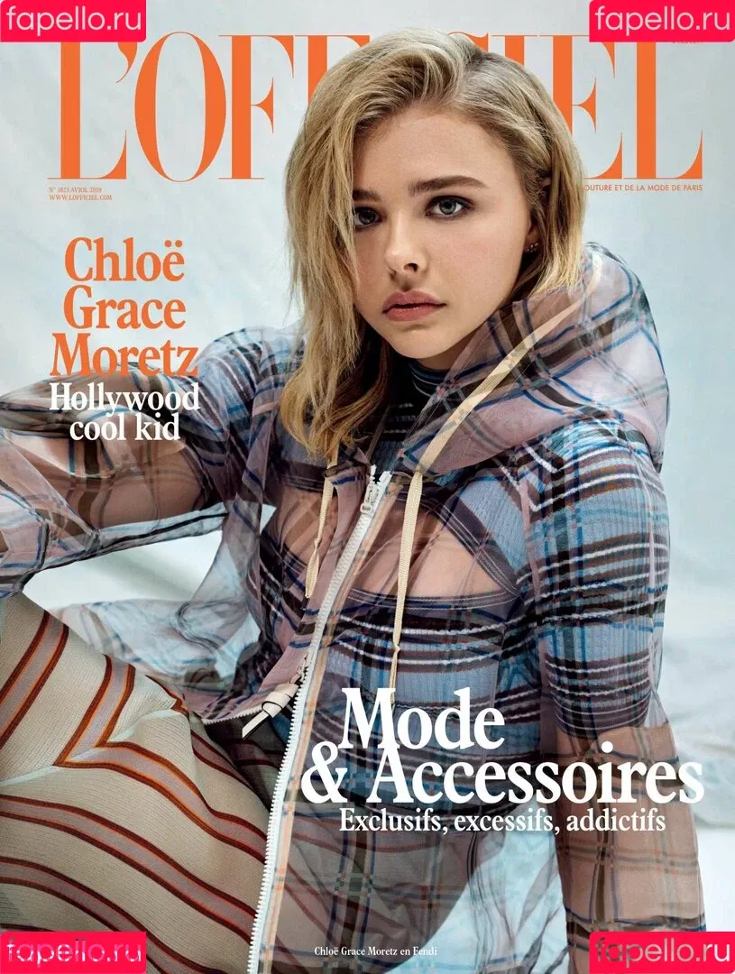 Chloë Grace Moretz / chloegmoretz / https: Onlyfans Photo Gallery 