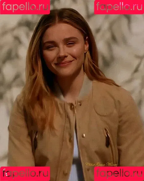 Chloë Grace Moretz / chloegmoretz / https: Onlyfans Photo Gallery 