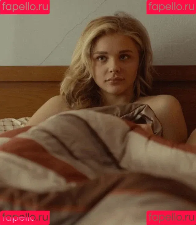 Chloë Grace Moretz / chloegmoretz / https: Onlyfans Photo Gallery 