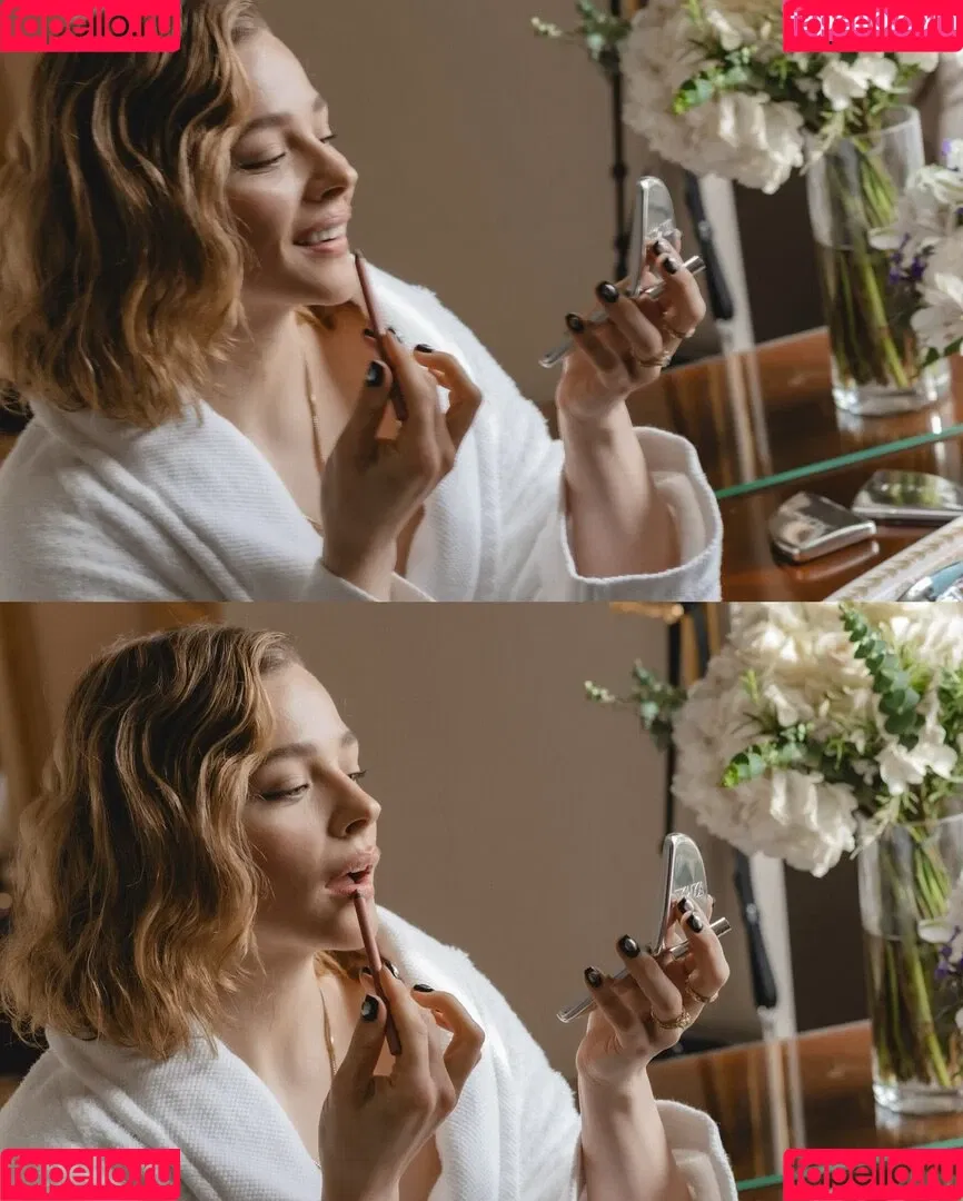 Chloë Grace Moretz / chloegmoretz / https: Onlyfans Photo Gallery 