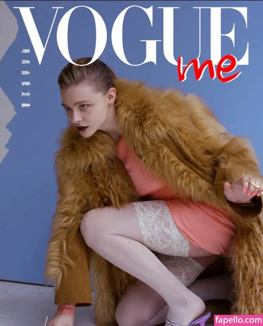 Chloë Grace Moretz / chloegmoretz / https: Onlyfans Photo Gallery 