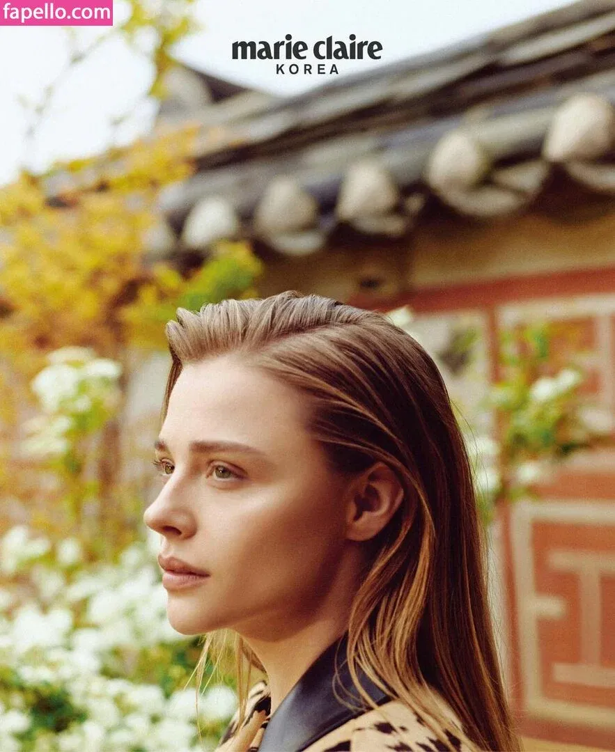 Chloë Grace Moretz / chloegmoretz / https: Onlyfans Photo Gallery 