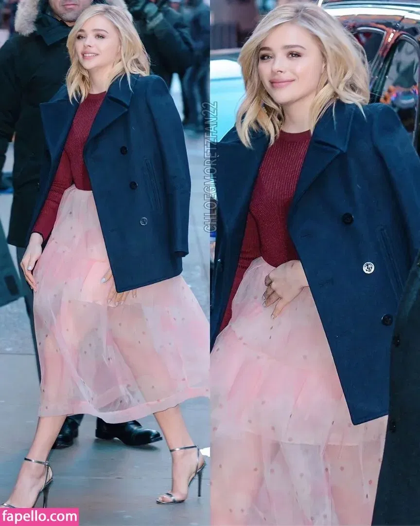 Chloë Grace Moretz / chloegmoretz / https: Onlyfans Photo Gallery 