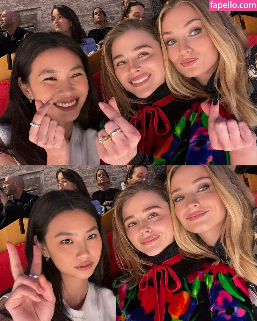 Chloë Grace Moretz / chloegmoretz / https: Onlyfans Photo Gallery 