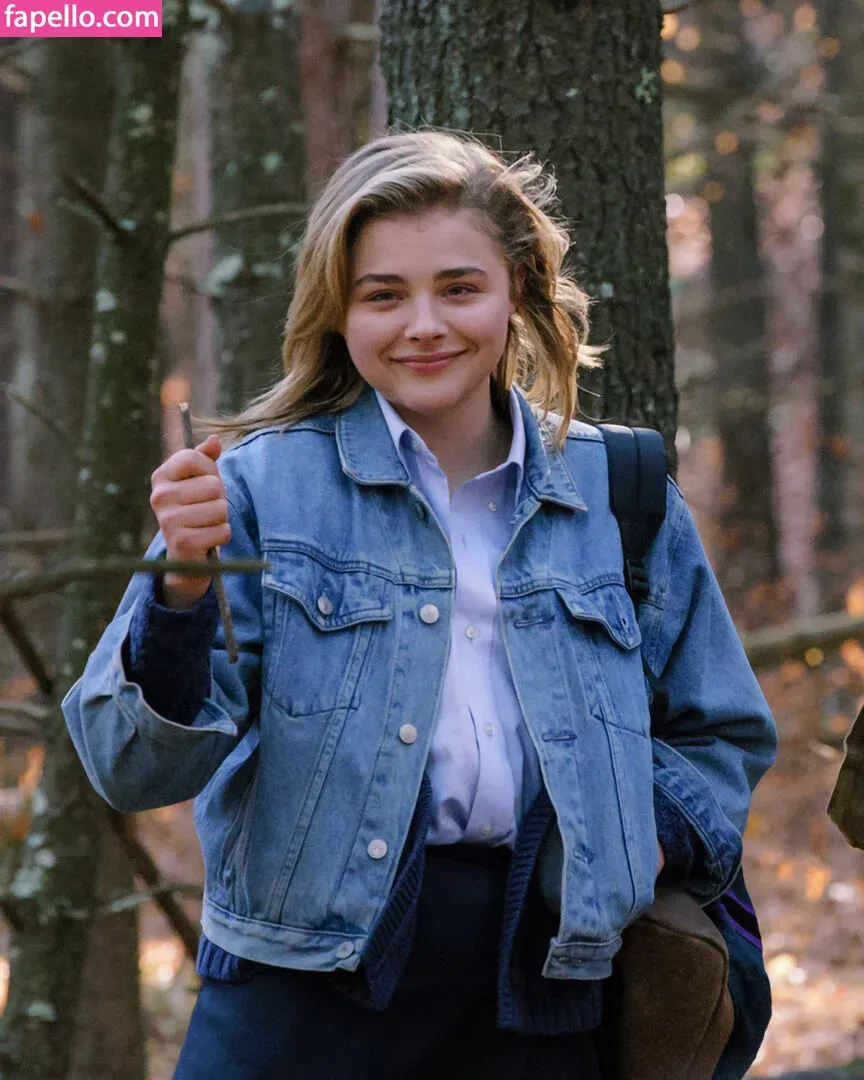 Chloë Grace Moretz / chloegmoretz / https: Onlyfans Photo Gallery 