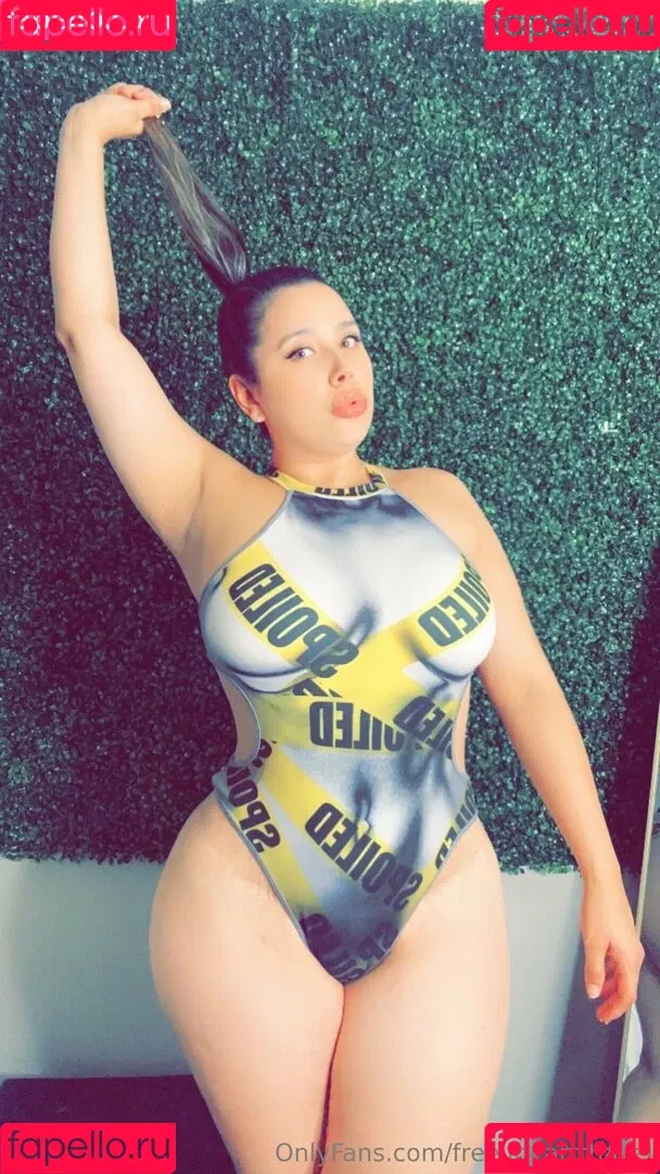 freeiiheartthazel / theejerglove Onlyfans Photo Gallery 
