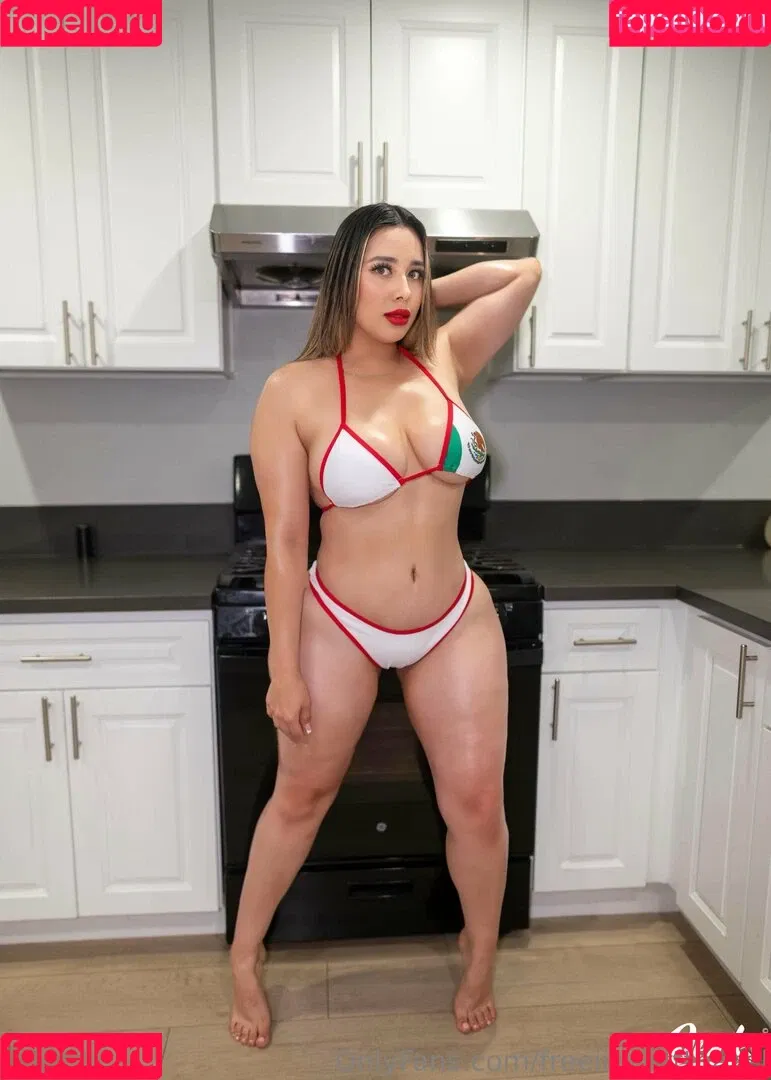 freeiiheartthazel / theejerglove Onlyfans Photo Gallery 