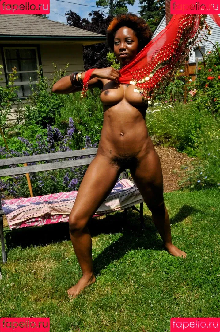 HippieGoddess / hippie___goddess / hippiegoddess69 Onlyfans Photo Gallery 