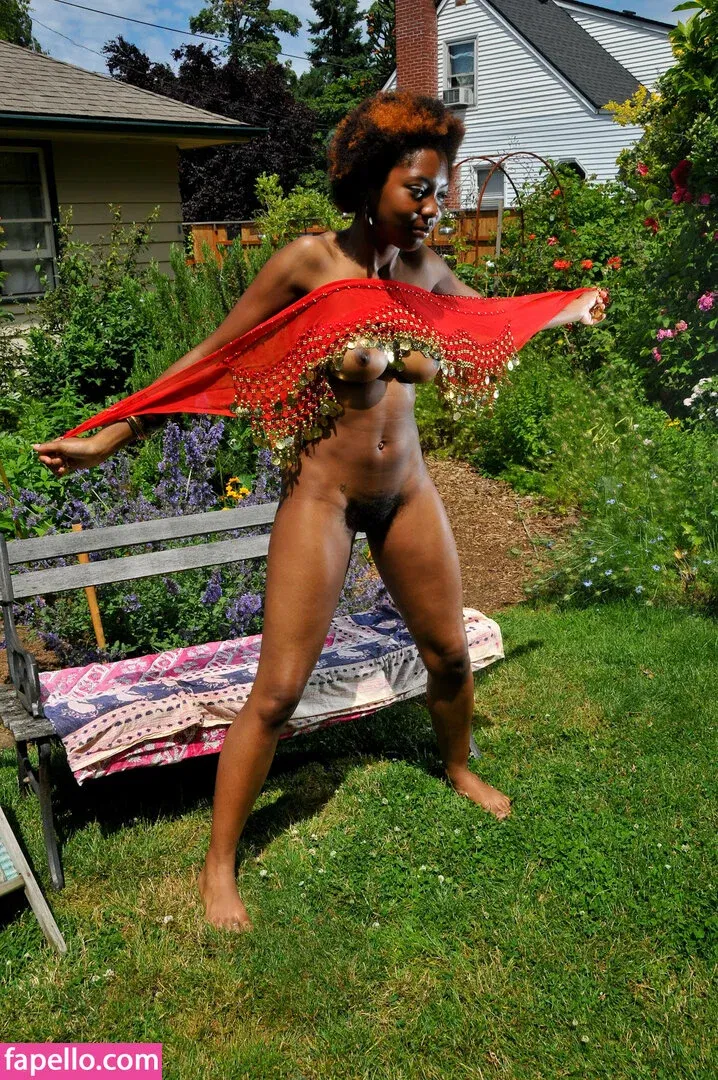 HippieGoddess / hippie___goddess / hippiegoddess69 Onlyfans Photo Gallery 