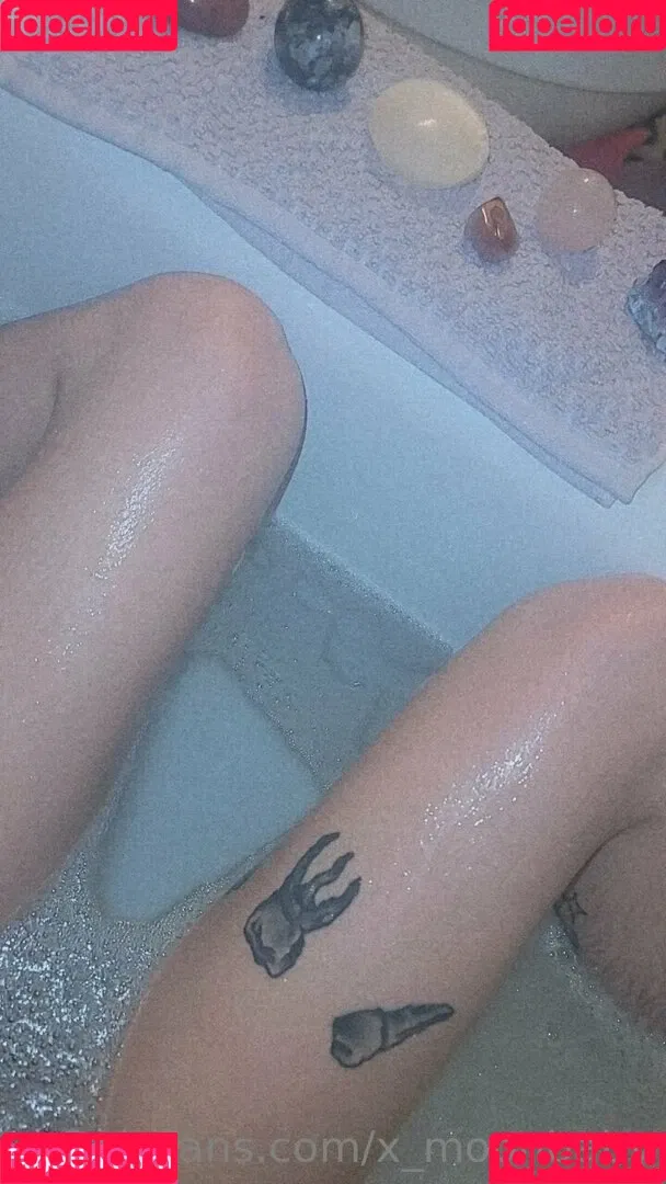 x_moonbaby / x_moonbabyy Onlyfans Photo Gallery 