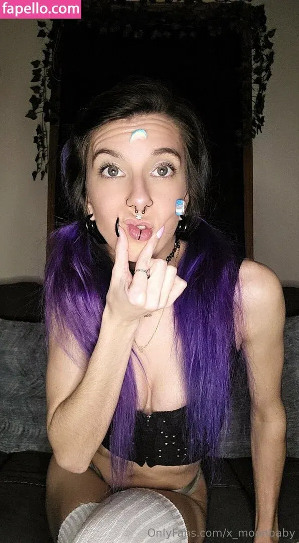 x_moonbaby / x_moonbabyy Onlyfans Photo Gallery 
