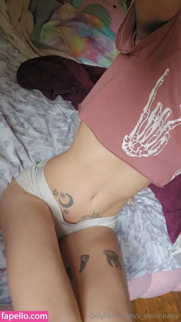 x_moonbaby / x_moonbabyy Onlyfans Photo Gallery 