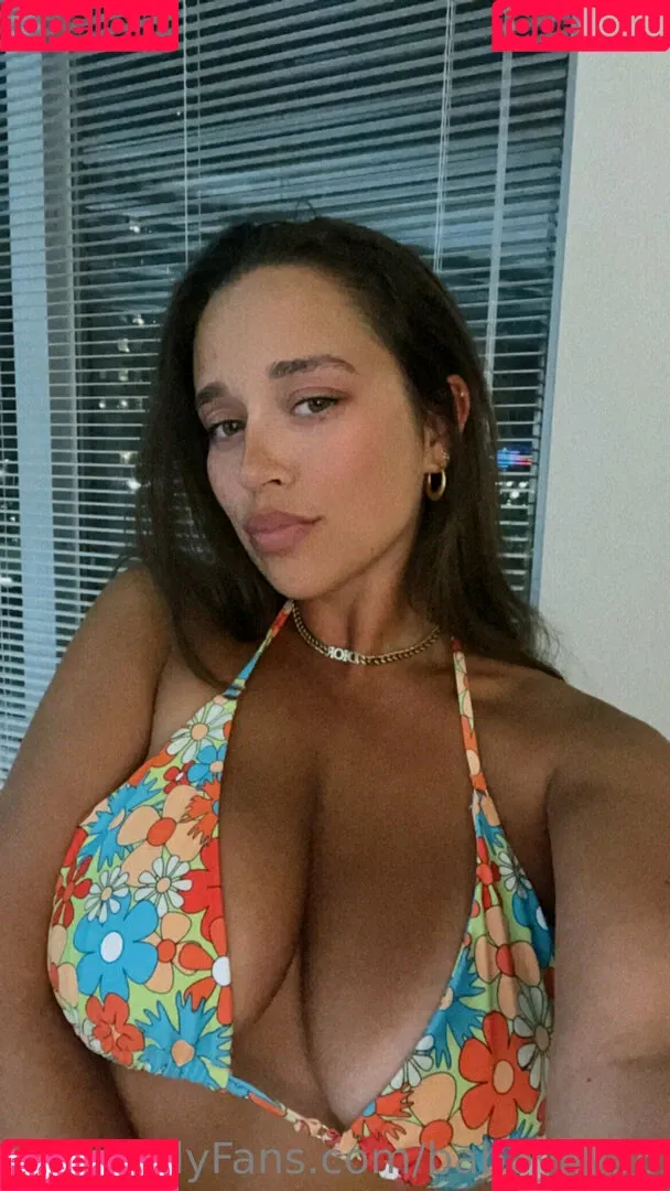 Liivvxo / Liv / babbyliv36 Onlyfans Photo Gallery 